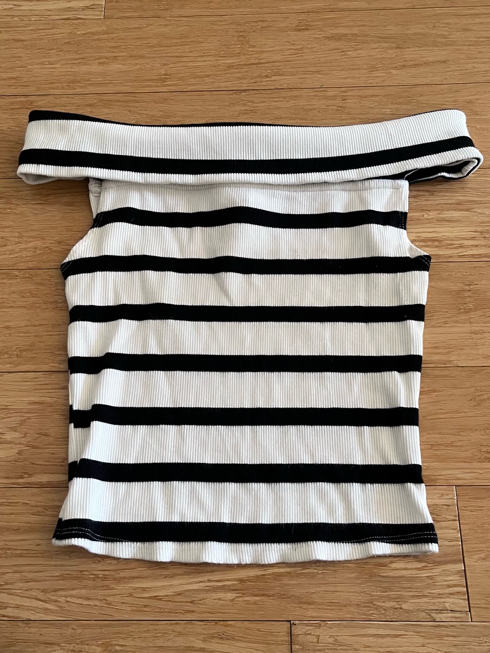 Dynamite Black & White Striped Off-Shoulder Crop Top